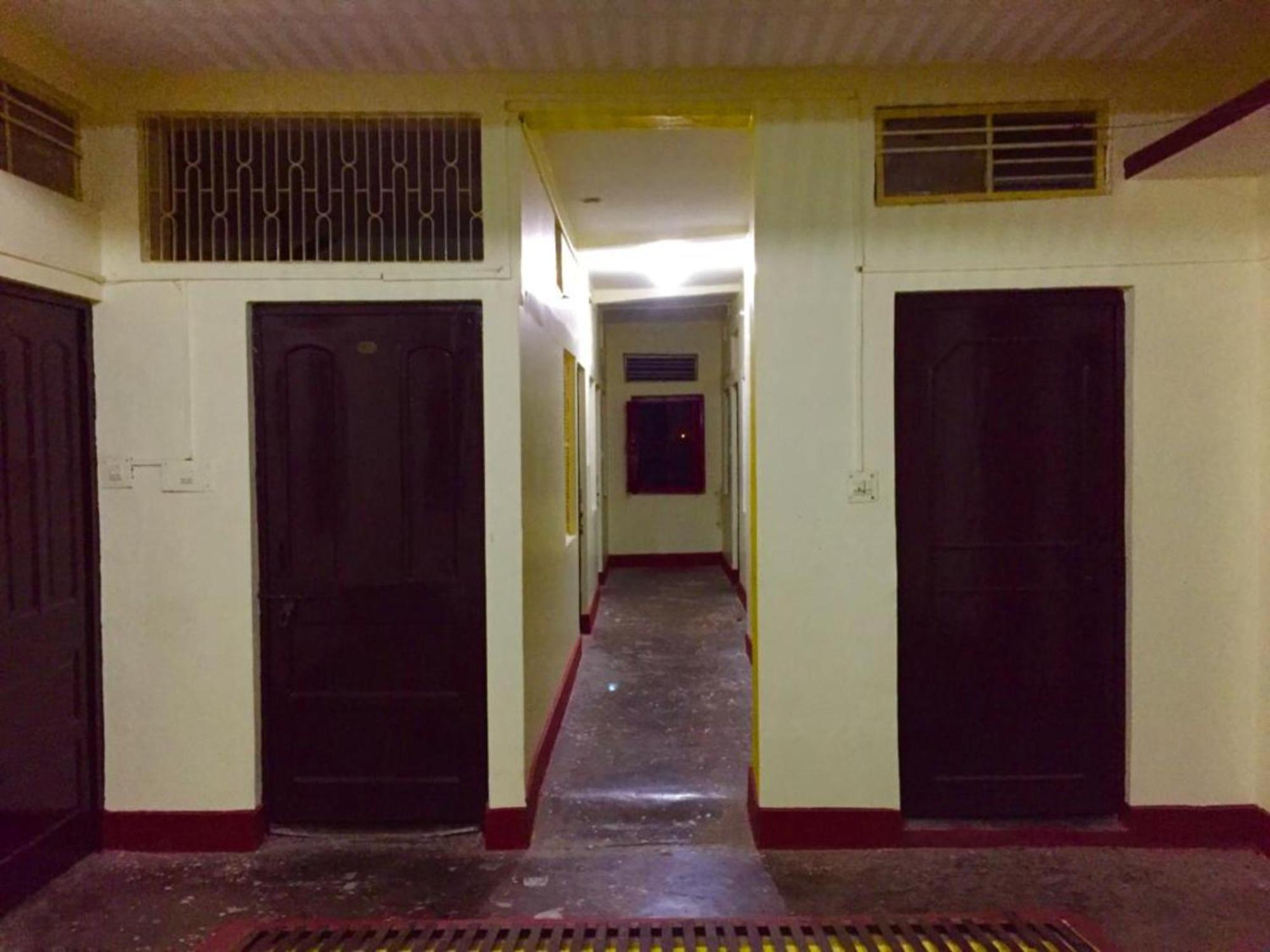 Grg Shanti Guest House Varanasi Near Manikarnika Ghat Exterior photo