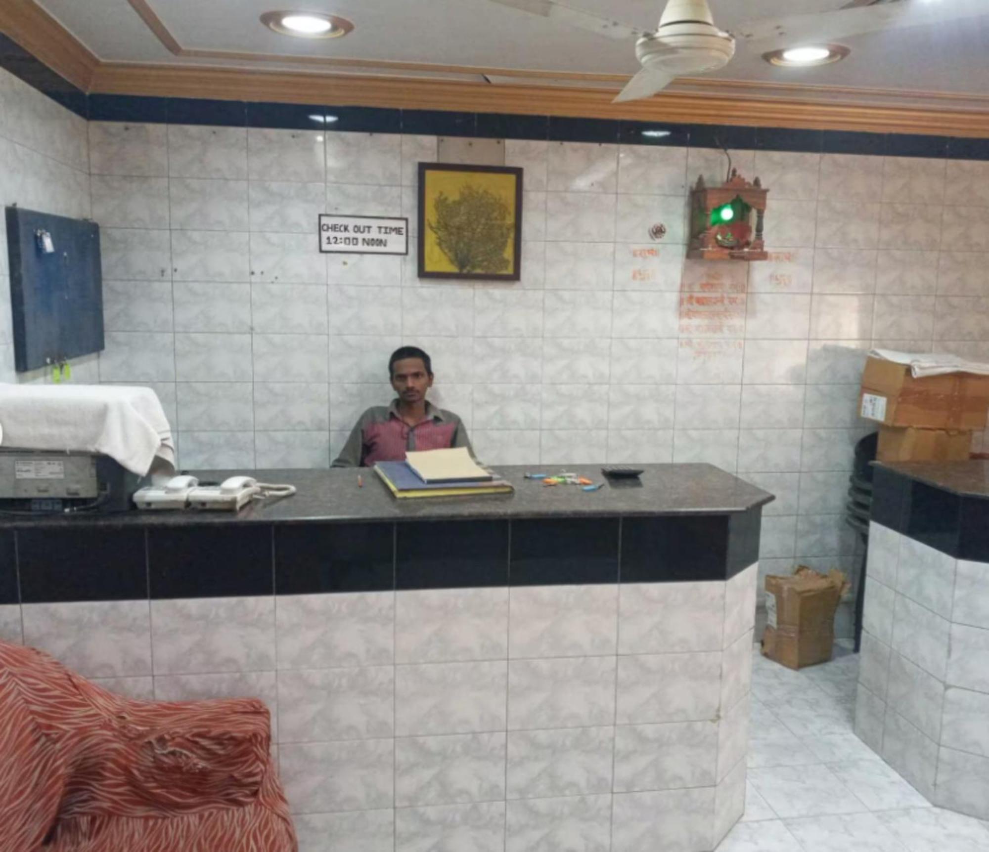 Grg Shanti Guest House Varanasi Near Manikarnika Ghat Exterior photo