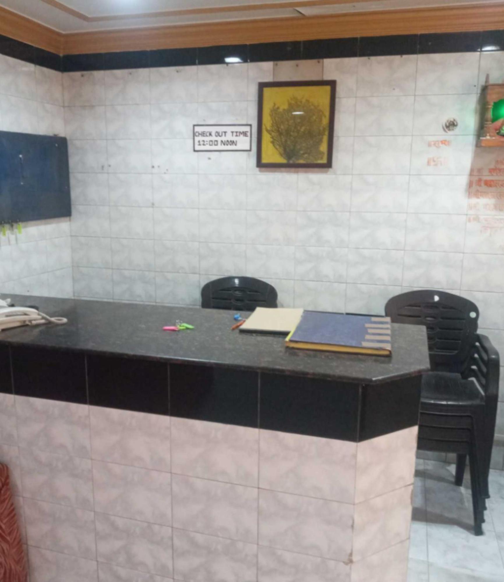 Grg Shanti Guest House Varanasi Near Manikarnika Ghat Exterior photo