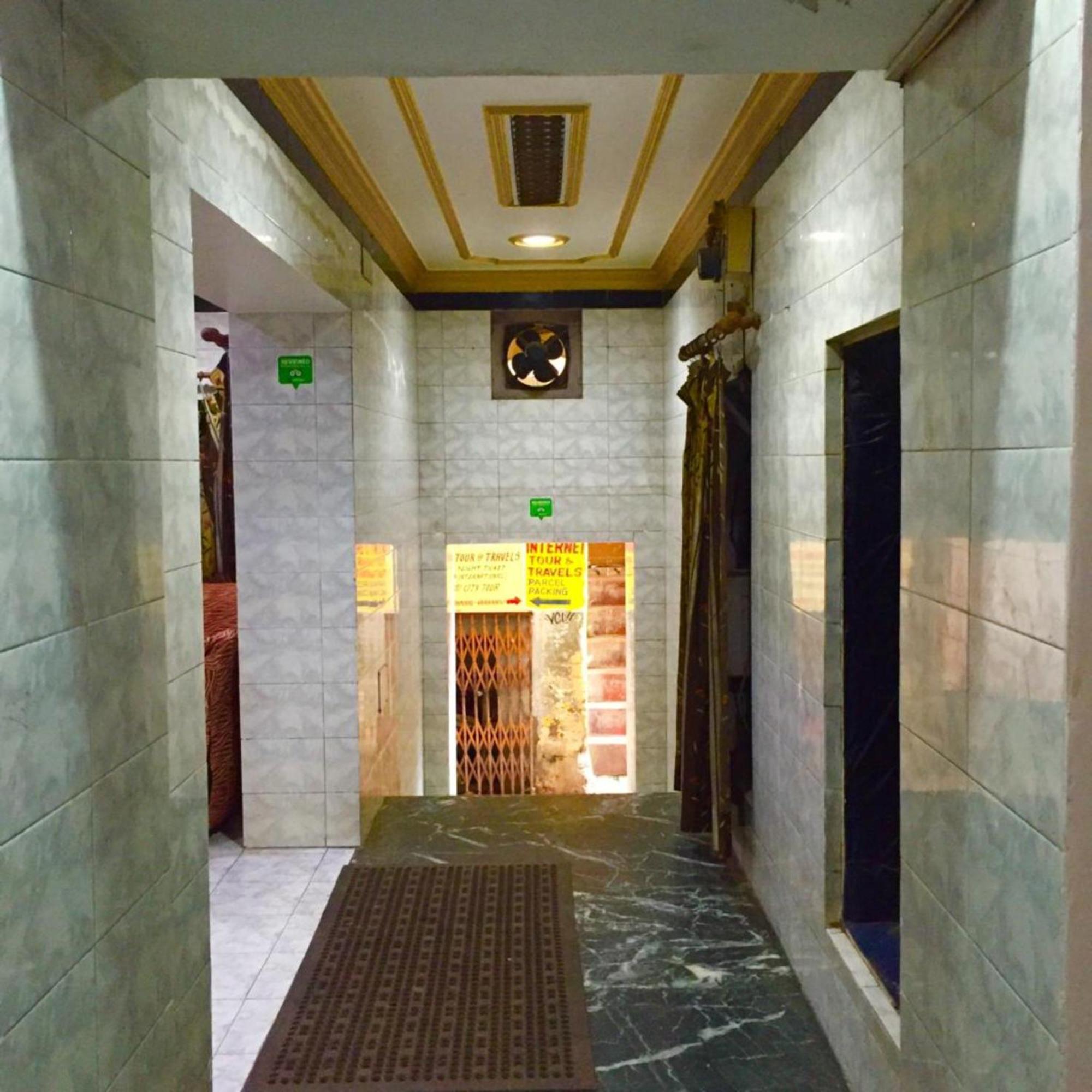 Grg Shanti Guest House Varanasi Near Manikarnika Ghat Exterior photo