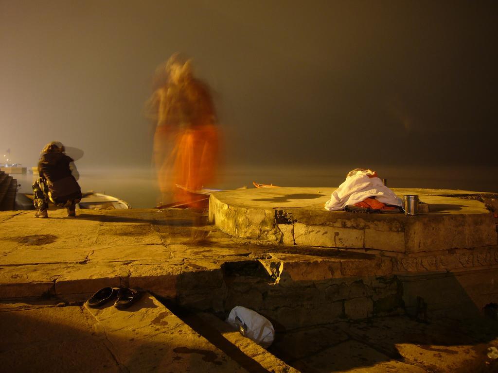 Grg Shanti Guest House Varanasi Near Manikarnika Ghat Exterior photo